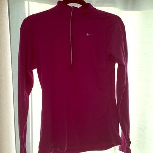 Nike women’s quarter zip up